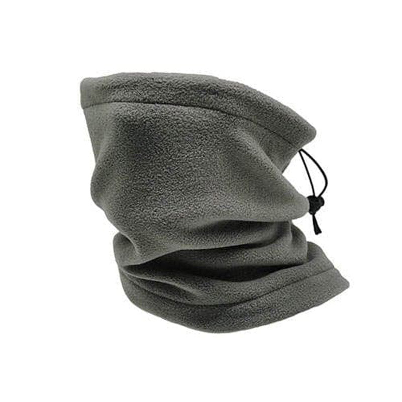 Multifunktionell buff i fleece använd som halsduk och pannband.