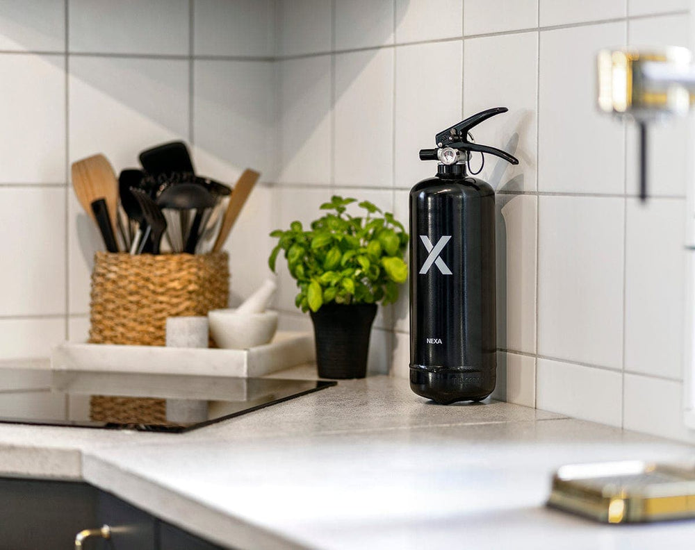 Brandsläckare 2kg Nexa, perfekt för båt och frostiga miljöer.