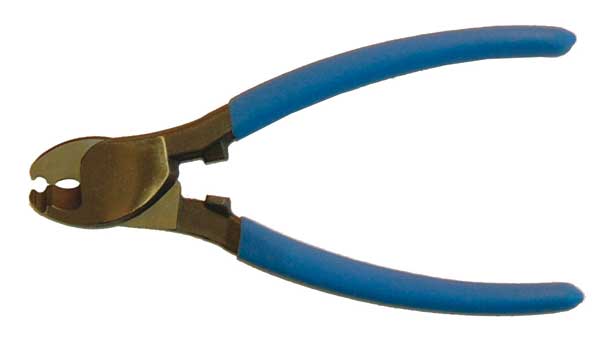 "Cable cutter CC22 with dual jaws for aluminum and copper cables"