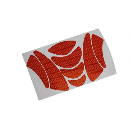 Enkel montering av reflexkit på montagehjälm för bättre säkerhet