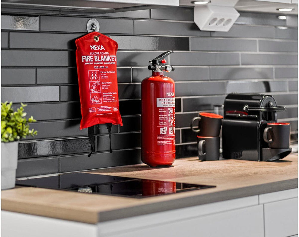 Nexa brandsläckare med effektklass 13A 89B C för hemmabruk.